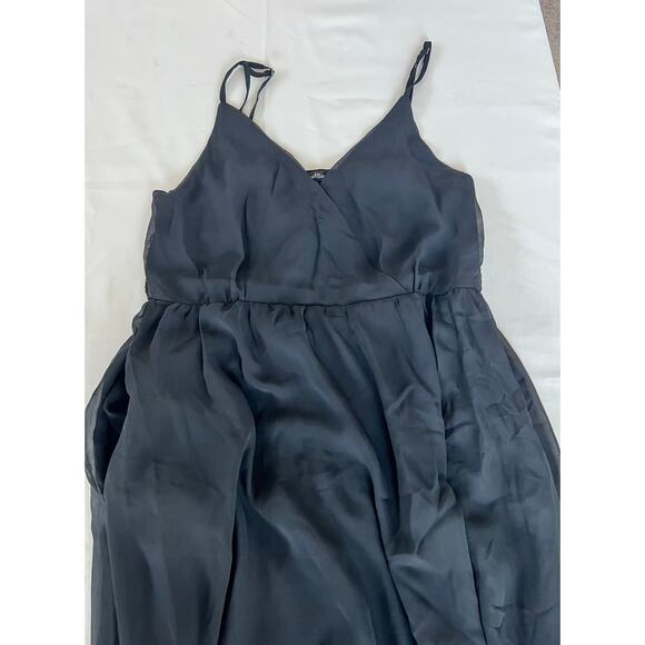 Amellia dress women’s size medium black flowy adjustable strap with pockets - Picture 2 of 10